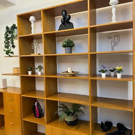2nd Floor In Koukaki