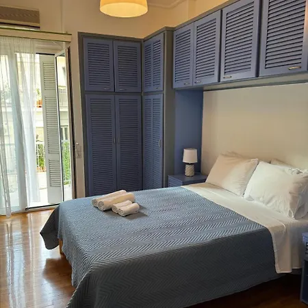 2nd Floor In Koukaki Athens